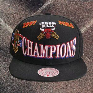 Chicago Bulls 1997 NBA Champions Snapback Hat Mitchell & Ness Vintage 90's NWT!